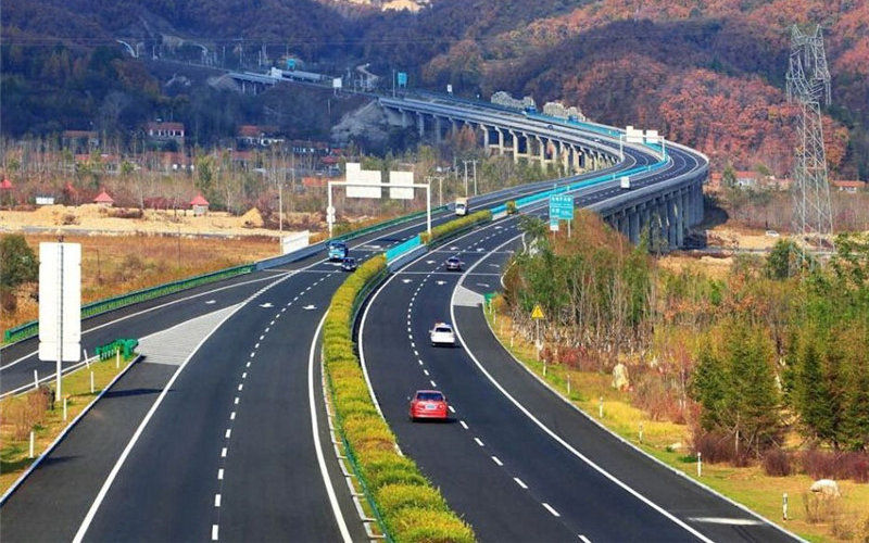 高速公路無線視頻遠程監控解決方案01